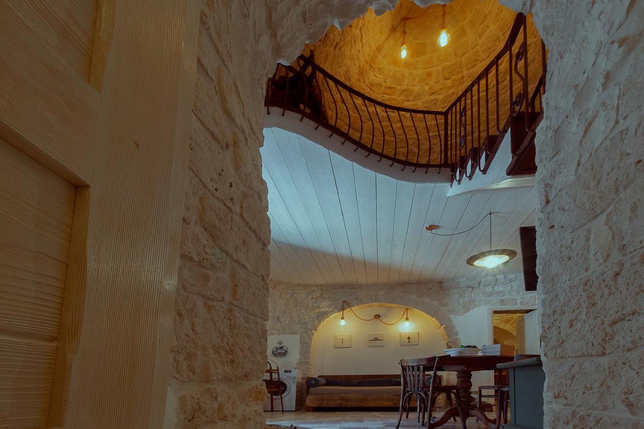 Navolte Trulli E Quiete Con Piscina Villa โลโกโรตอนโด ภายนอก รูปภาพ