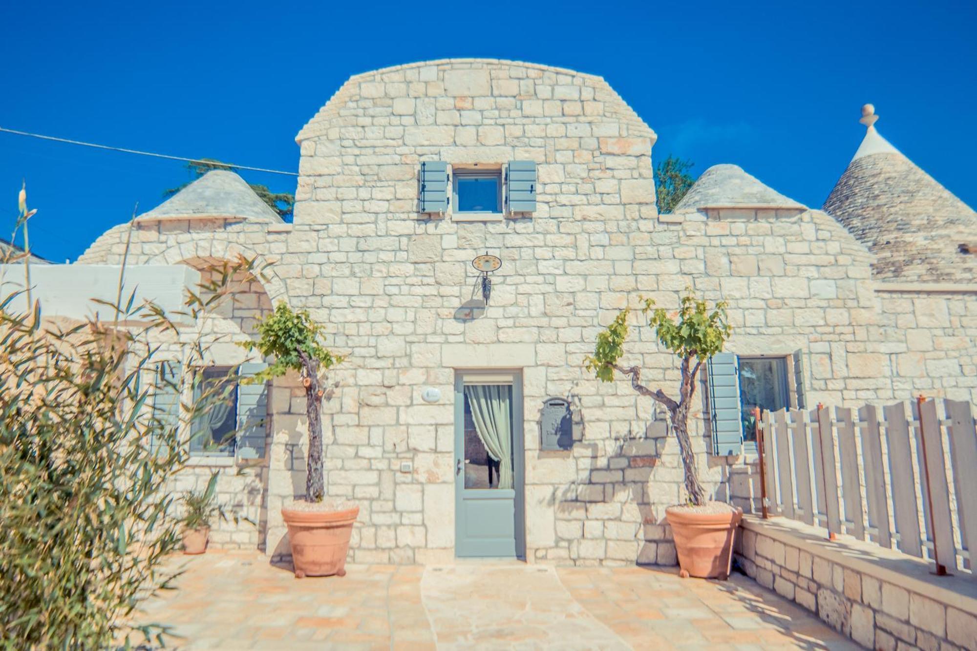 Navolte Trulli E Quiete Con Piscina Villa โลโกโรตอนโด ภายนอก รูปภาพ