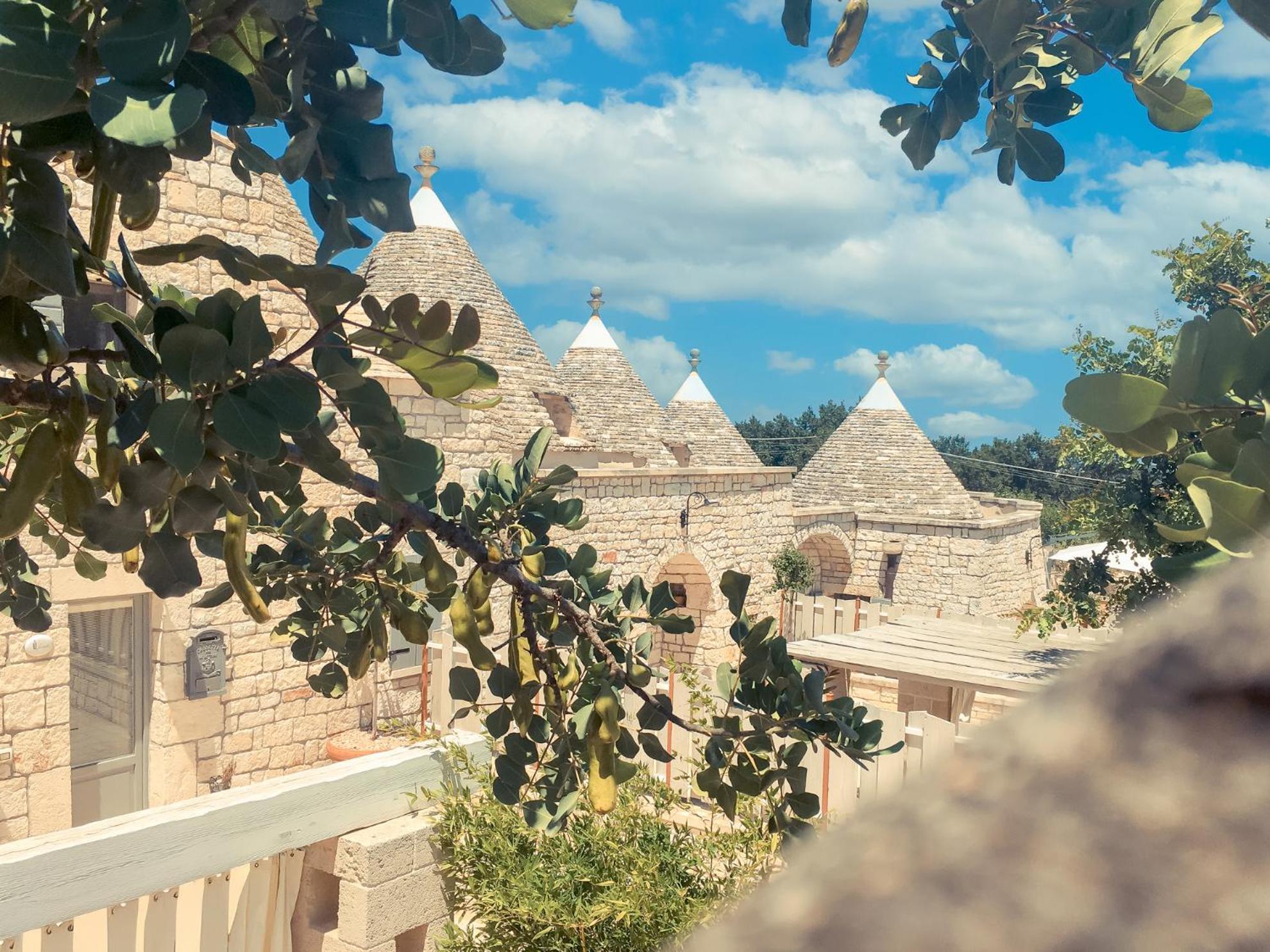 Navolte Trulli E Quiete Con Piscina Villa โลโกโรตอนโด ภายนอก รูปภาพ